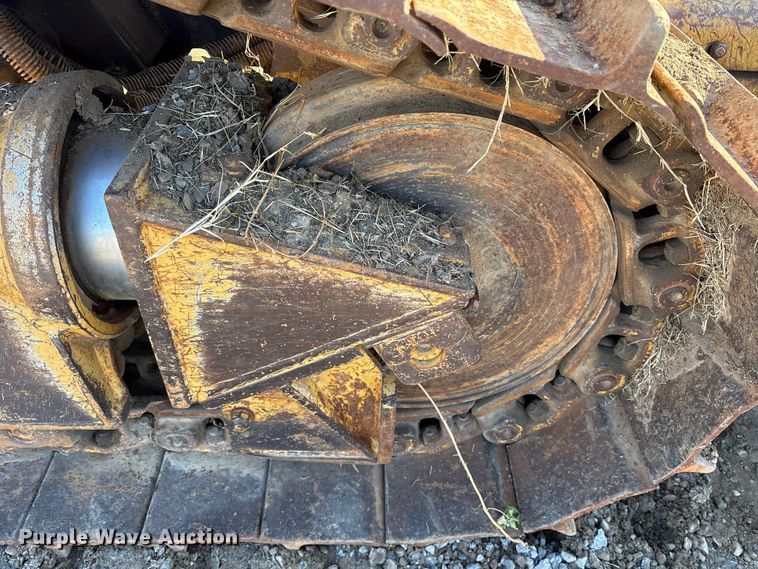 image for item ET7342 1987 Caterpillar D4H dozer