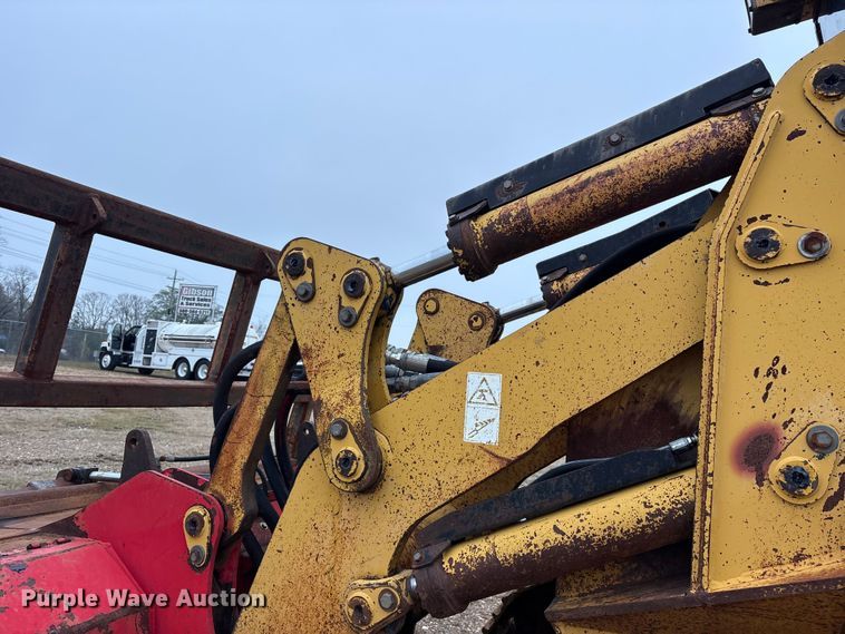 image for item ET7348 2010 Tigercat 480 tracked mulcher