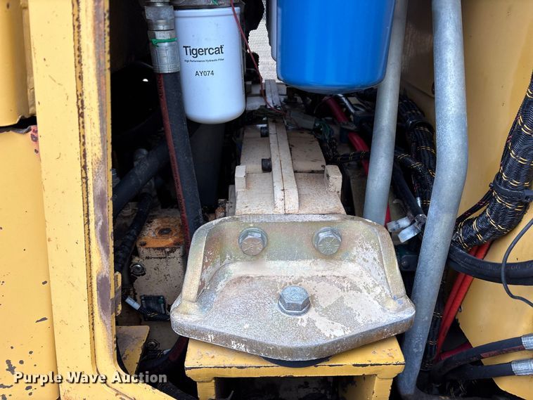 image for item ET7348 2010 Tigercat 480 tracked mulcher