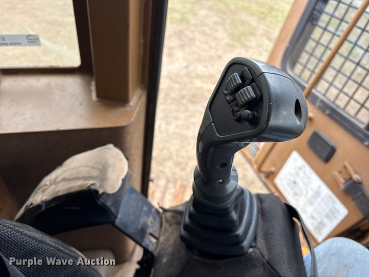 image for item ET7348 2010 Tigercat 480 tracked mulcher