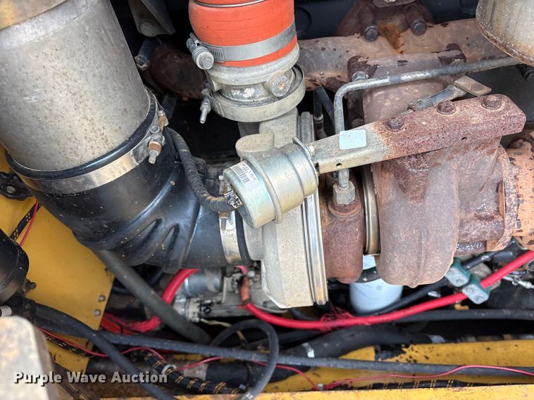 image for item ET7348 2010 Tigercat 480 tracked mulcher