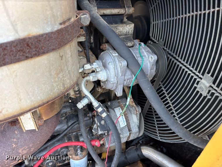 image for item ET7348 2010 Tigercat 480 tracked mulcher