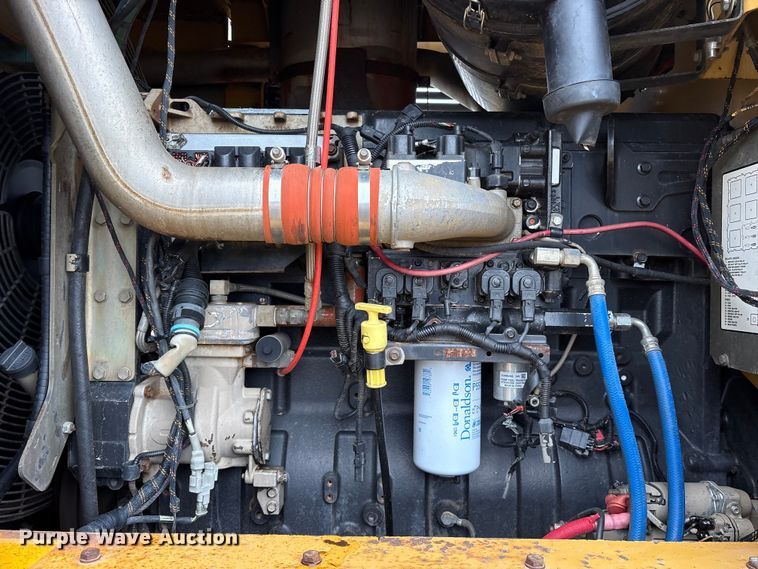 image for item ET7348 2010 Tigercat 480 tracked mulcher