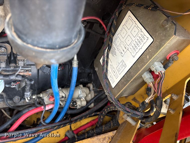 image for item ET7348 2010 Tigercat 480 tracked mulcher