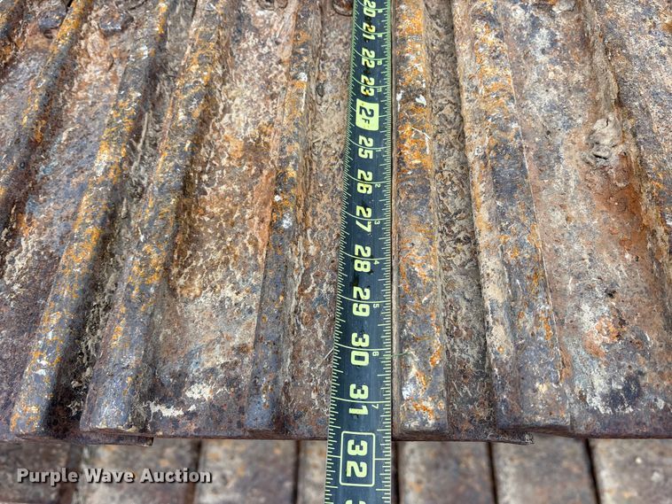 image for item ET7348 2010 Tigercat 480 tracked mulcher