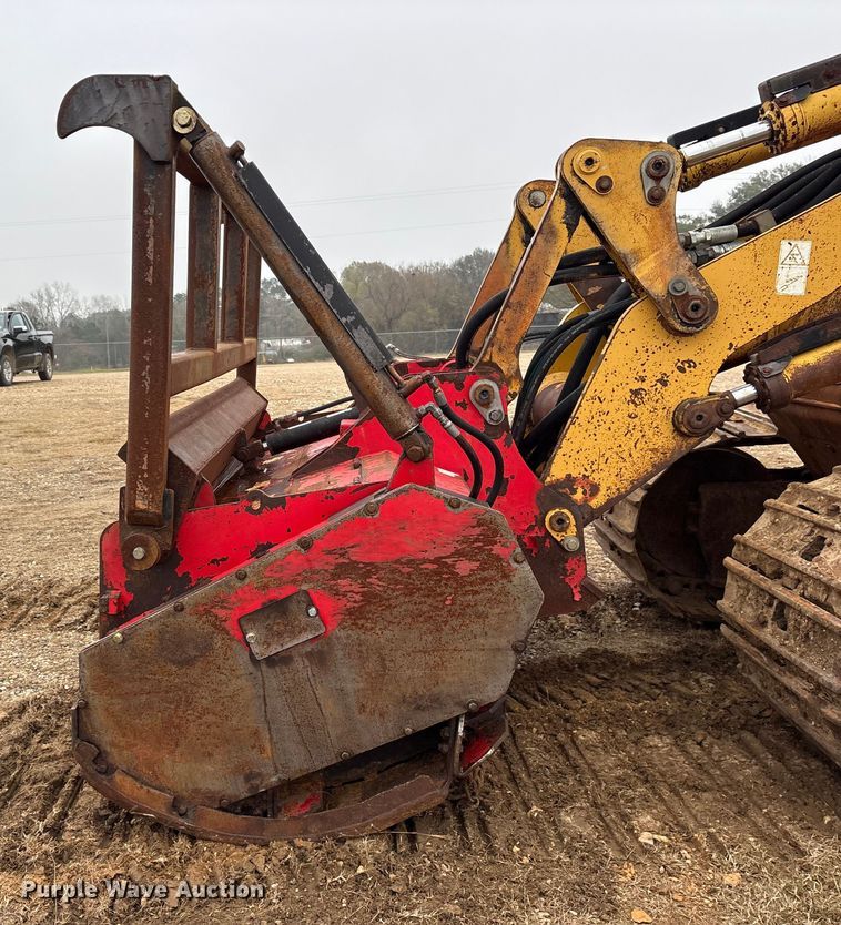 image for item ET7349 2010 Tigercat 480 tracked mulcher