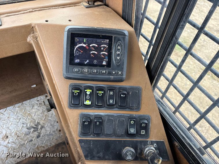 image for item ET7349 2010 Tigercat 480 tracked mulcher