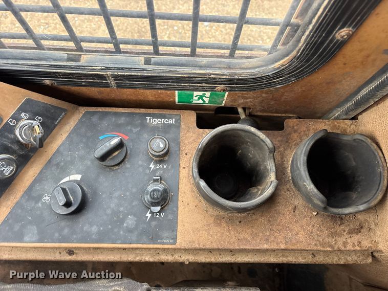 image for item ET7349 2010 Tigercat 480 tracked mulcher