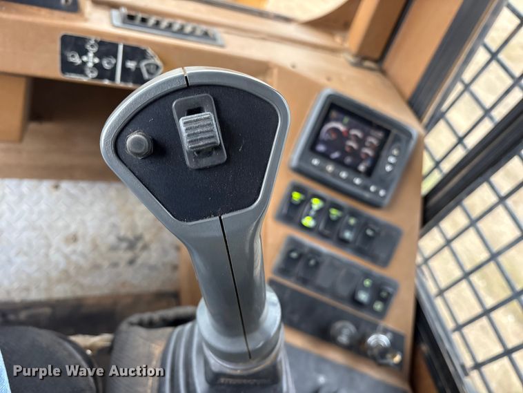 image for item ET7349 2010 Tigercat 480 tracked mulcher