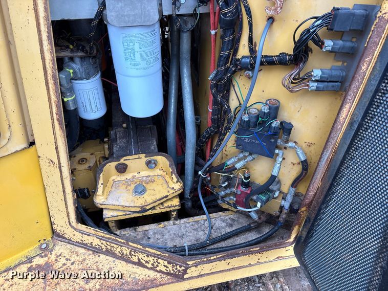 image for item ET7349 2010 Tigercat 480 tracked mulcher