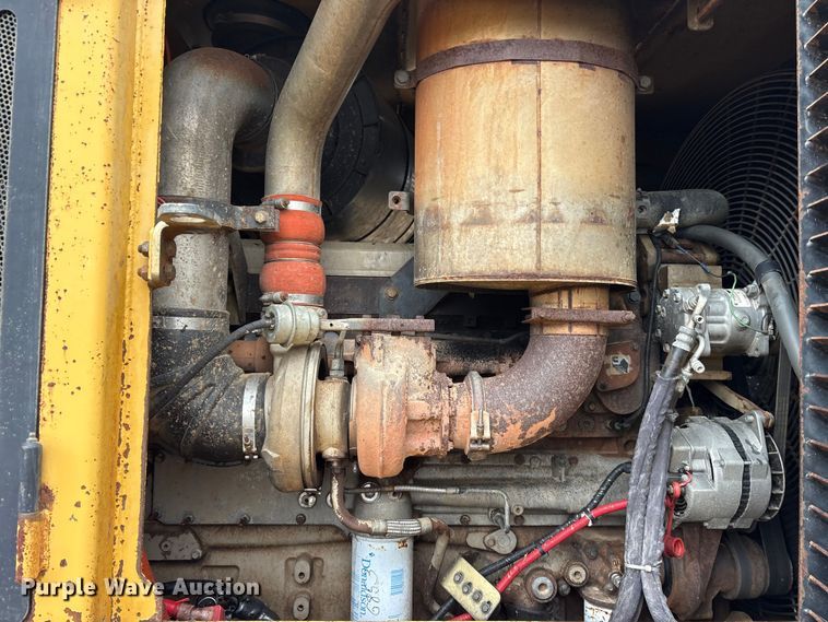 image for item ET7349 2010 Tigercat 480 tracked mulcher