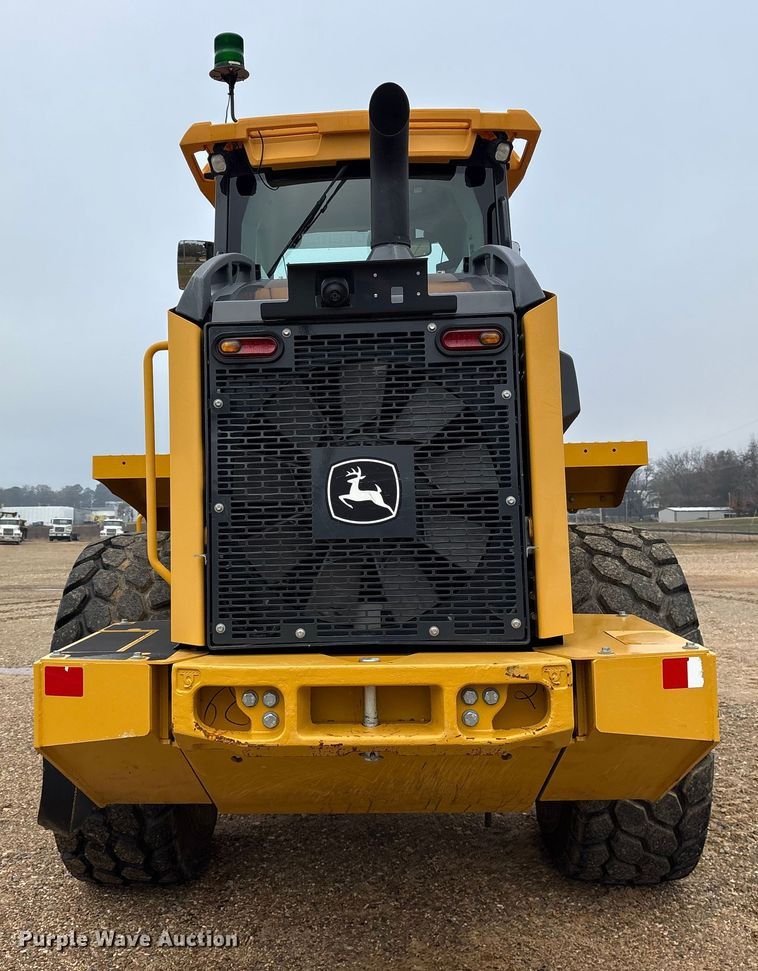 image for item ET7351 2021 John Deere 524P wheel loader