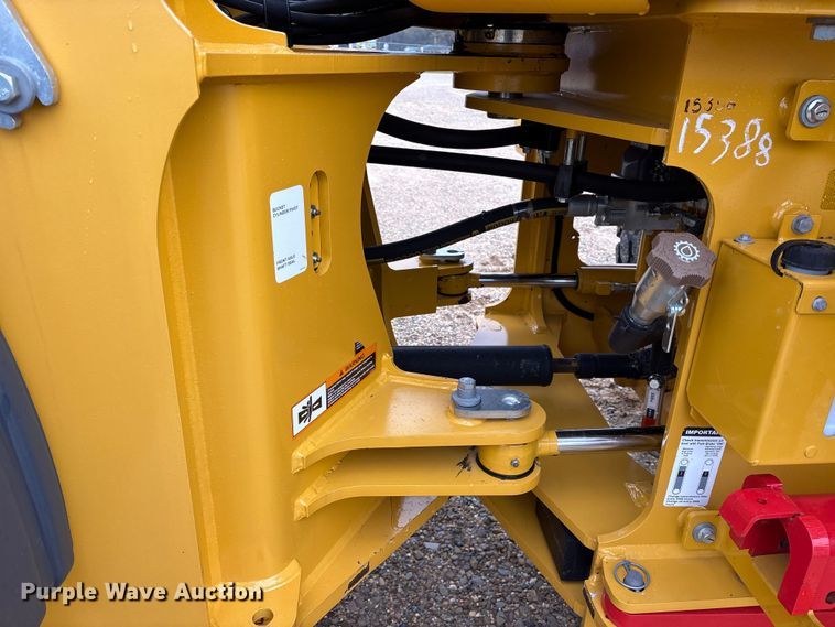 image for item ET7351 2021 John Deere 524P wheel loader