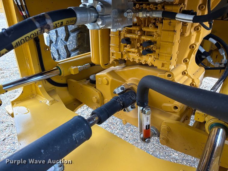 image for item ET7351 2021 John Deere 524P wheel loader