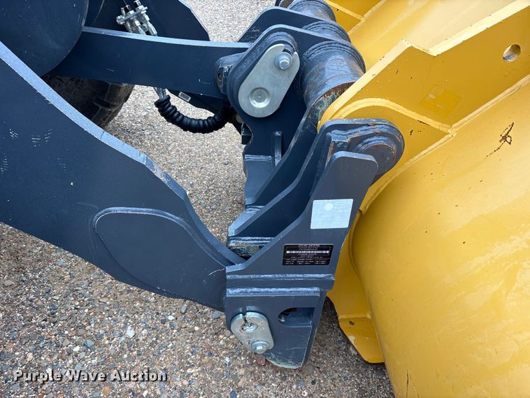 image for item ET7351 2021 John Deere 524P wheel loader