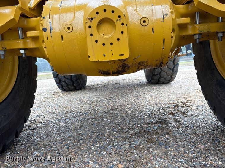 image for item ET7351 2021 John Deere 524P wheel loader