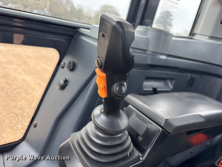 image for item ET7351 2021 John Deere 524P wheel loader