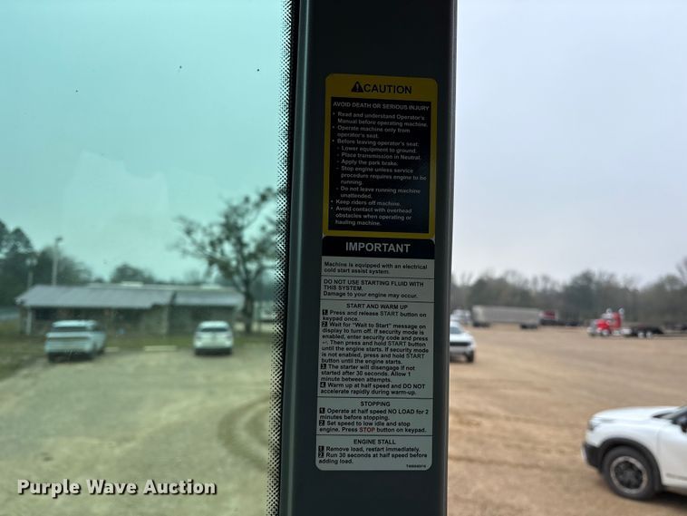 image for item ET7351 2021 John Deere 524P wheel loader