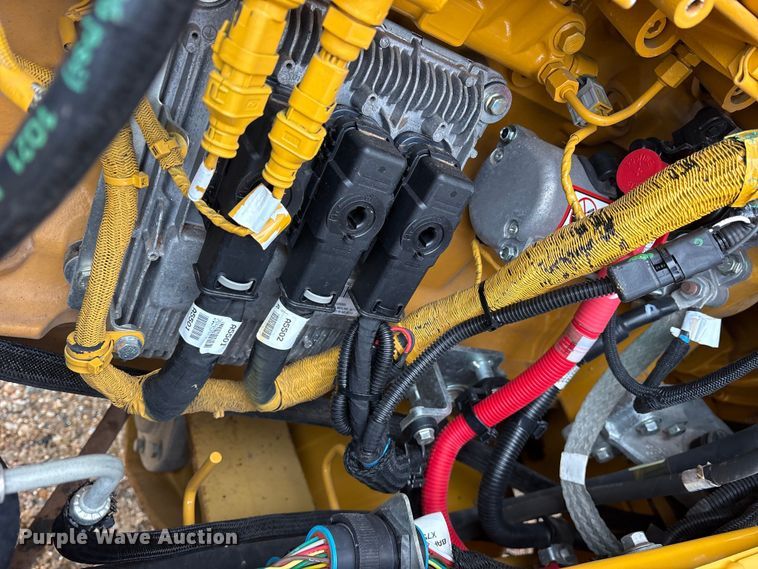 image for item ET7351 2021 John Deere 524P wheel loader