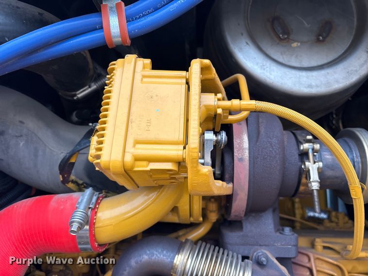 image for item ET7351 2021 John Deere 524P wheel loader