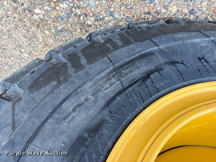 image for item ET7351 2021 John Deere 524P wheel loader