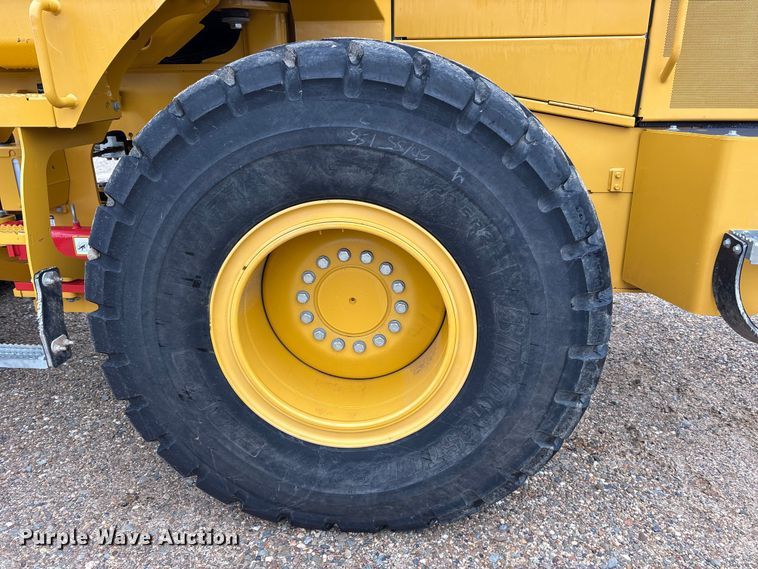 image for item ET7351 2021 John Deere 524P wheel loader
