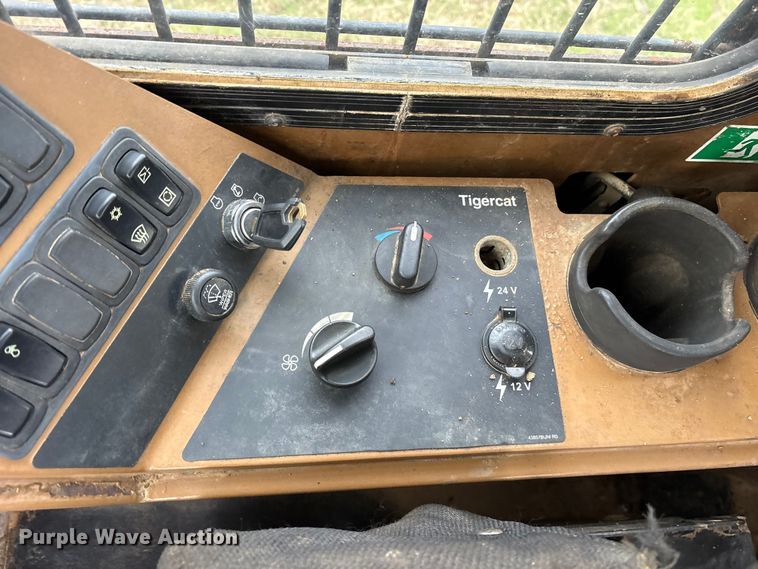 image for item ET7355 2011 Tigercat 480 tracked mulcher