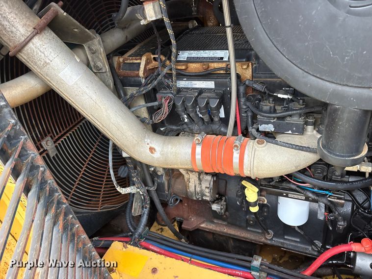 image for item ET7355 2011 Tigercat 480 tracked mulcher