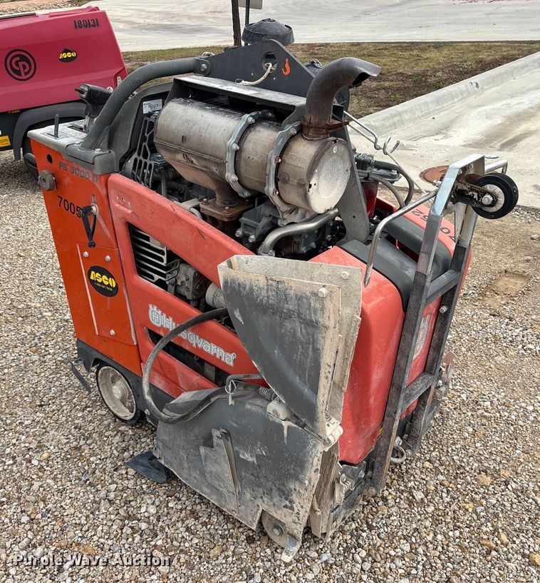 image for item ET7388 2016 Husqvarna FS 5000 D concrete saw