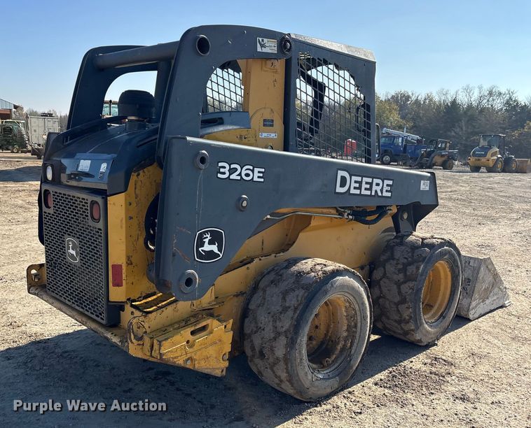 image for item ET7396 2014 John Deere 327E Skid steer
