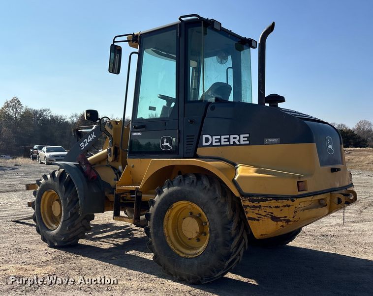image for item ET7397 2017 John Deere 324K wheel loader