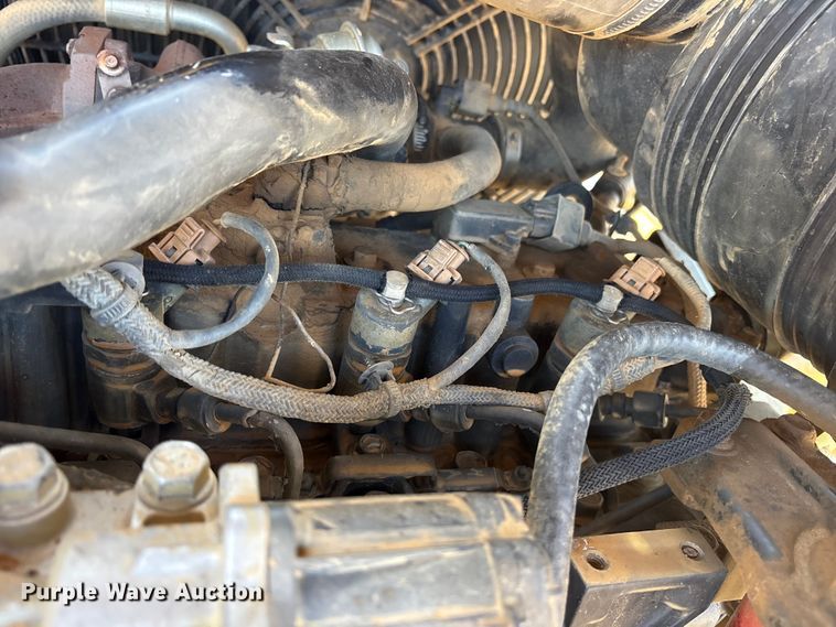 image for item ET7397 2017 John Deere 324K wheel loader