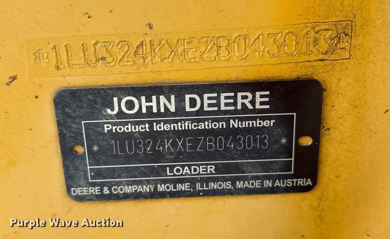 image for item ET7397 2017 John Deere 324K wheel loader