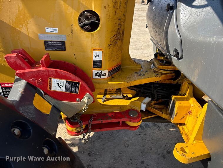 image for item ET7398 2019 John Deere 304L wheel loader