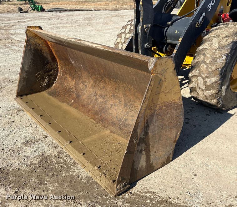 image for item ET7398 2019 John Deere 304L wheel loader