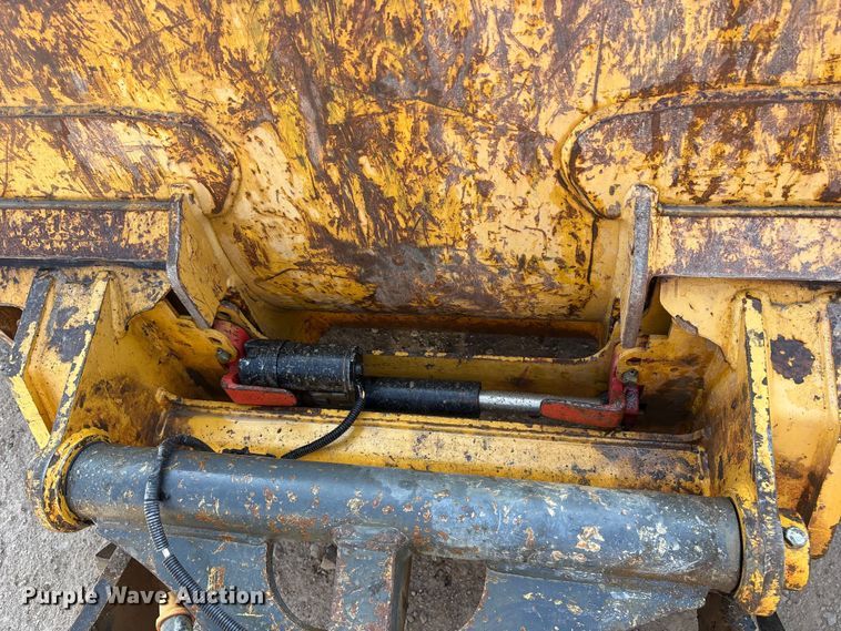 image for item ET7398 2019 John Deere 304L wheel loader