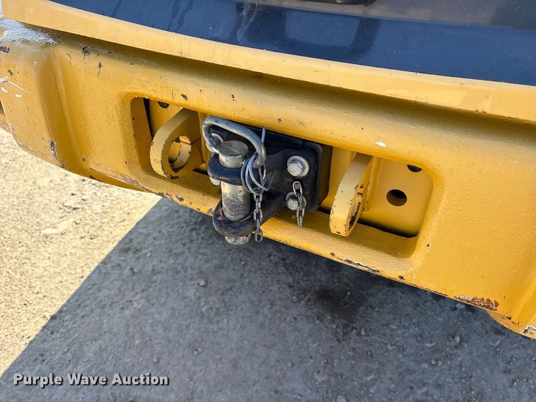 image for item ET7398 2019 John Deere 304L wheel loader