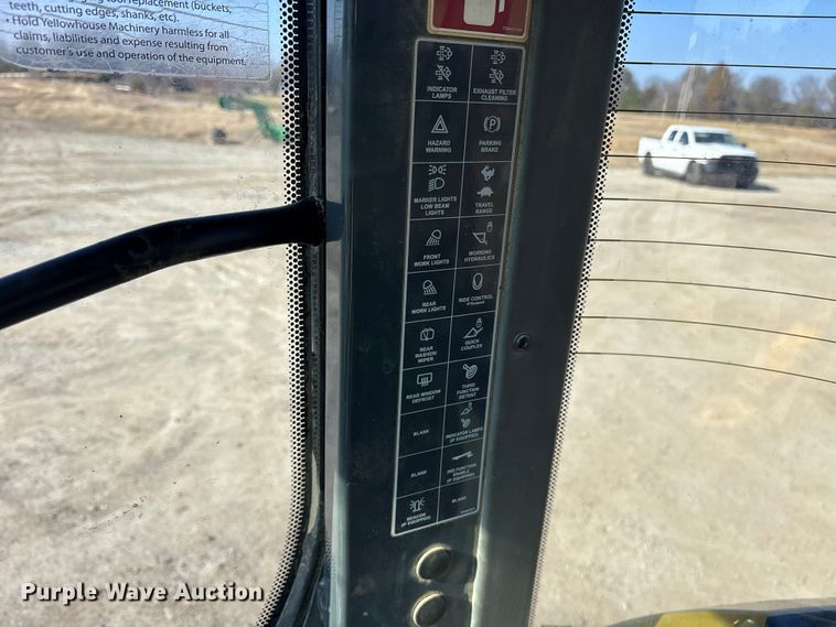 image for item ET7398 2019 John Deere 304L wheel loader