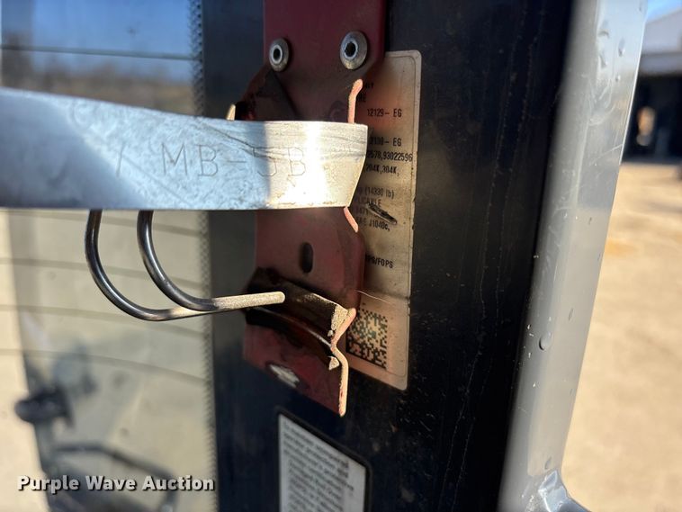 image for item ET7398 2019 John Deere 304L wheel loader