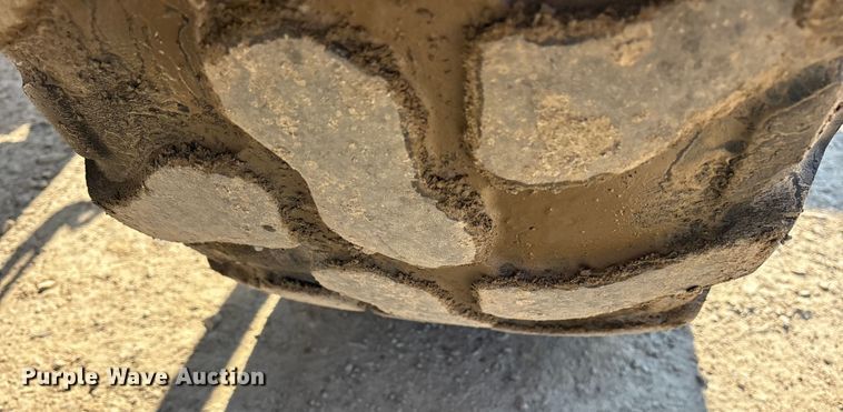 image for item ET7398 2019 John Deere 304L wheel loader