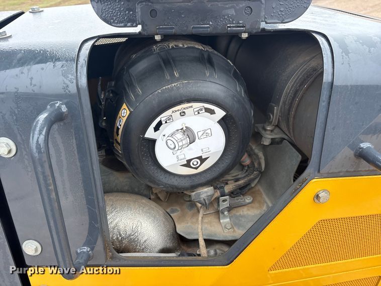 image for item ET7399 2021 John Deere 450K LGP dozer