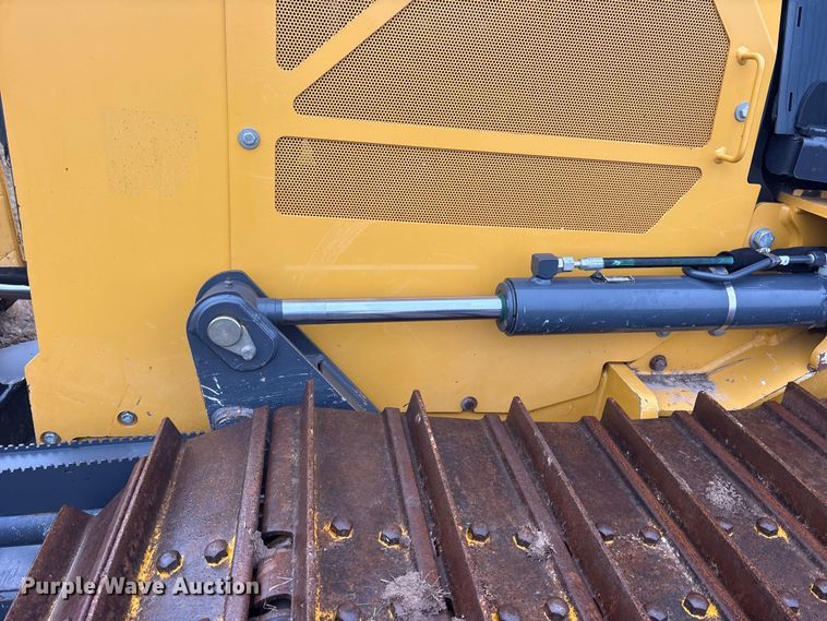 image for item ET7399 2021 John Deere 450K LGP dozer