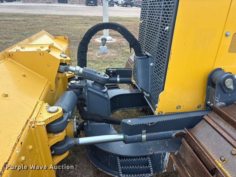 image for item ET7399 2021 John Deere 450K LGP dozer