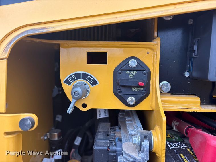 image for item ET7399 2021 John Deere 450K LGP dozer