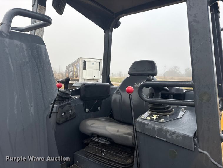 image for item ET7399 2021 John Deere 450K LGP dozer