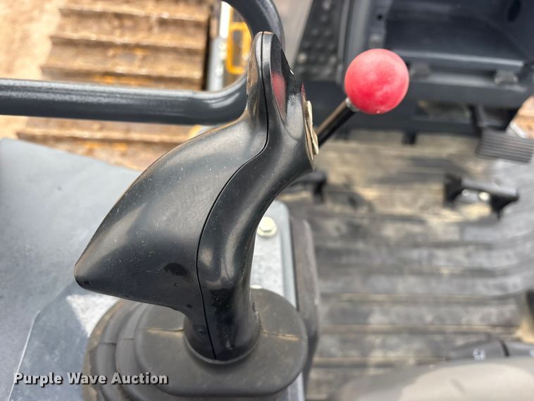 image for item ET7399 2021 John Deere 450K LGP dozer