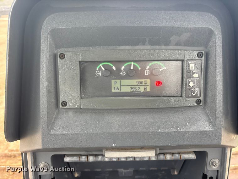 image for item ET7399 2021 John Deere 450K LGP dozer