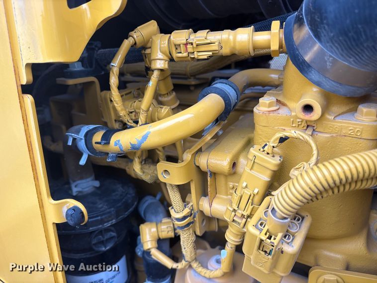 image for item ET7399 2021 John Deere 450K LGP dozer