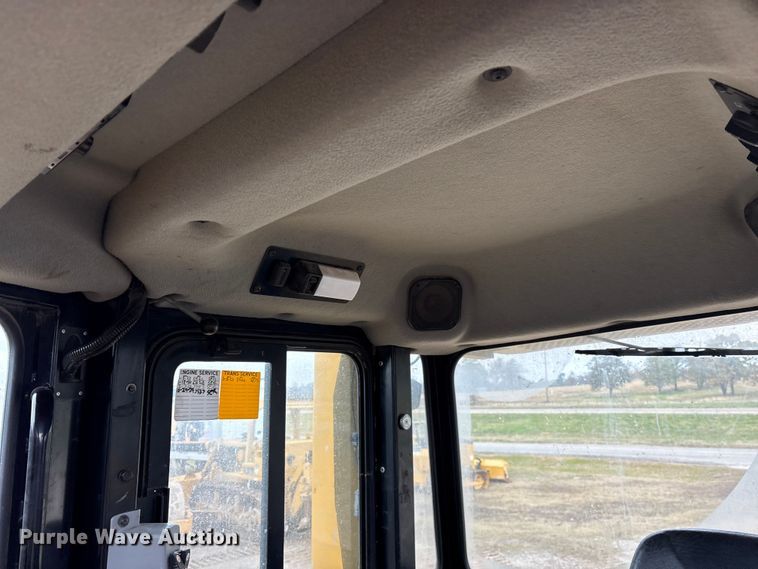 image for item ET7400 2018 Caterpillar D6T XW dozer