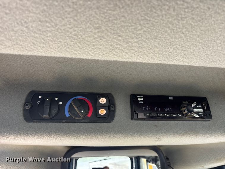 image for item ET7400 2018 Caterpillar D6T XW dozer